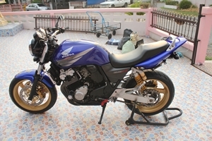 ขายcb400 tec3 ปี05 อินวอย + สพม ของแต่งเต็มๆกันไปเลย ขายcb400 tec3 ปี05 อินวอย + สพม ของแต่งเต็มๆกันไปเลย