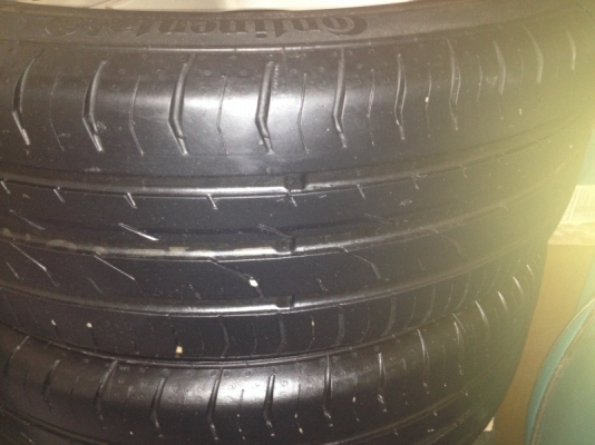 ขายล้อแม็ก ford fiesta ขอบ 16 พร้อมยางปลายปี 12