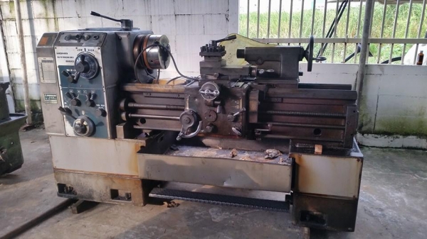 เครื่องกลึงมือสองนำเข้าจากประเทศญี่ปุ่น สภาพสวย ขายราคาส่งค่ะ