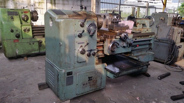 เครื่องกลึงมือสองนำเข้าจากประเทศญี่ปุ่น สภาพสวย ขายราคาส่งค่ะ