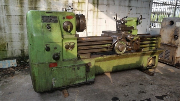 เครื่องกลึงมือสองนำเข้าจากประเทศญี่ปุ่น สภาพสวย ขายราคาส่งค่ะ