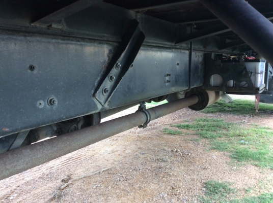 HINO ไฮเทคFF1J (สมอเงิน )ปี47 เครื่อง210 แรง เครื่องดี ยางดี แอร์เย็น ครัทซีสวย ตู้10บาน ยาว7.2 ม. (ยอดจัดไฟแนนซ์ได้ 650,000) ขาย 690,000 บาท