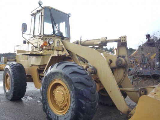 รถตักล้อยาง Caterpillar 936 #4SB00742 รถญี่ปุ่น  สนใจโทร. 080-6565422 (หนิง)