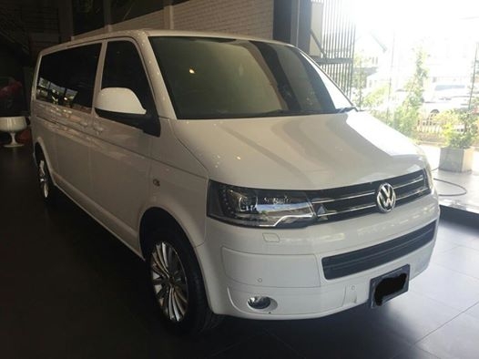 Caravelle ปี 2013 วิ่ง 28,000 km  ราคา 2,300,000 บาท                    เรา มีบริการ ขายรถ ใหม่ ป้ายแดงนำเข้าโดยตรง ราคาพิเศษ สั่งได้ทุกรุ่น  รถนำเข้าทุกรุ่น ทุกยี่ห้อ รถใหม่   และ  รถมือ 2 นำเข้าถูกต้อง มีใบ 32 พร้อมศูนย์บริการมาตรฐาน     จัดจำหน่ายรถในร