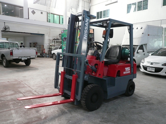 ขายรถโฟล์คลิฟท์มือสอง NISSAN รุ่น NJ01-A15 159,000 บาท นำเข้าจากประเทศญี่ปุ่น 100\% ไม่เคยใช้งานในประเทศไทย