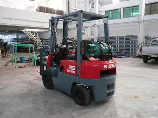 ขายรถโฟล์คลิฟท์มือสอง NISSAN รุ่น NJ01-A15 159,000 บาท นำเข้าจากประเทศญี่ปุ่น 100\% ไม่เคยใช้งานในประเทศไทย