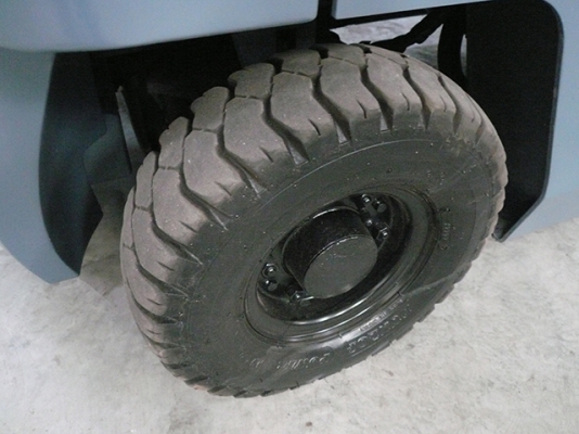 ขายรถโฟล์คลิฟท์มือสอง NISSAN รุ่น NJ01-A15 159,000 บาท นำเข้าจากประเทศญี่ปุ่น 100\% ไม่เคยใช้งานในประเทศไทย