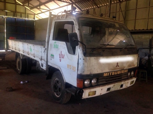 **197,000 บ.ต่อรอง**<<ถูกๆจัดให้ ร่วมสู้ด้วยกัน พี่น้องครับ !!>>ขาย6ล้อเดิมบางราคาเบาๆ MITSUBISHI CANTER FE444E 4D31-100HP เครื่องเดิมเกียร์เดิม เครื่องMITSU 4D31-100แรง 4สูบ เครื่องดี สตาร์ทติดง่าย เสียงนิ่ม แน่นดี เกียร์ยาว เข้าง่ายไม่หลุด ช