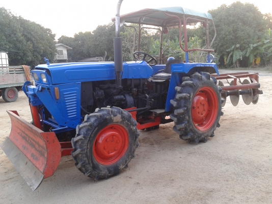 ขายรถไถแชมป์304โฟวิน30แรง พร้อมผานดัน