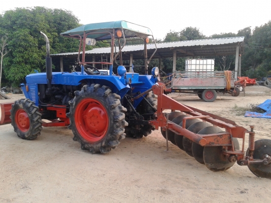 ขายรถไถแชมป์304โฟวิน30แรง พร้อมผานดัน