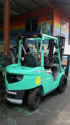 ขายลิหรือให้เช่ารถฟอรค์ลิฟท์มิตซูแกรนเดีย