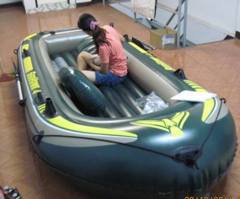 ขายเรือขายSeahawk3 พร้อมเครื่องhangkai3.5พร้อม แท่นเครื่องขาย 15000- ครับ