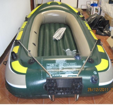 ขายเรือขายSeahawk3 พร้อมเครื่องhangkai3.5พร้อม แท่นเครื่องขาย 15000- ครับ