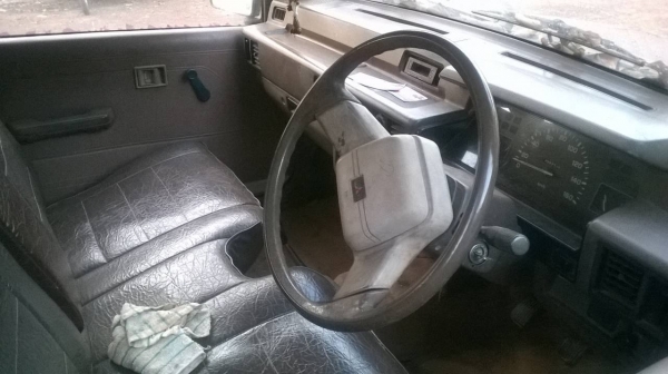 ฝากขายรถ 4 ประตู MITSUBISHI เครื่องเบนซิน ใช้งานได้ปกติ ไม่มีเล่มทะเบียน คัสซีสวยมาก ราคาต่อรองได้