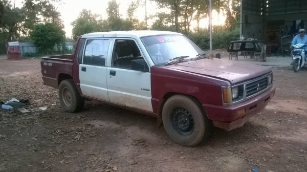 ฝากขายรถ 4 ประตู MITSUBISHI เครื่องเบนซิน ใช้งานได้ปกติ ไม่มีเล่มทะเบียน คัสซีสวยมาก ราคาต่อรองได้