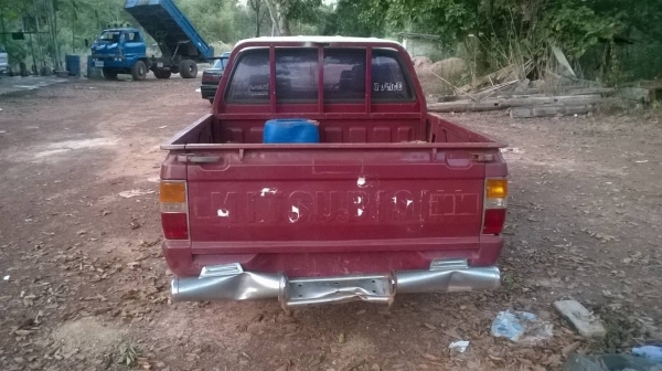 ฝากขายรถ 4 ประตู MITSUBISHI เครื่องเบนซิน ใช้งานได้ปกติ ไม่มีเล่มทะเบียน คัสซีสวยมาก ราคาต่อรองได้