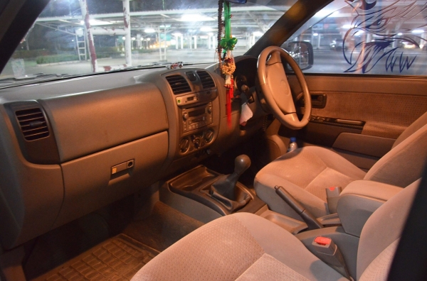 ขาย D-max 4 ประตู ขาย D-max 4 ประตู