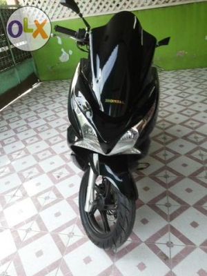 คิ้วหน้า pcx ตัวเก่า