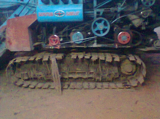 รถเกี่ยวข้าวศักดิ์พพัฒนา เครื่องHINO 195 10ล้อหัวยาวISUZU165 บันไดไฮโดลิค(พึ่งต่อใช้ได้1ปีครับ) ทะเบียนครบ ราคา750000 ต่อรองได้ครับ รถเกี่ยวข้าวศักดิ์พพัฒนา เครื่องHINO 195 10ล้อหัวยาวISUZU165 บันไดไฮโดลิค(พึ่งต่อใช้ได้1ปีครับ) ทะเบียนครบ ราคา750000 ต่อรองได้ครับ