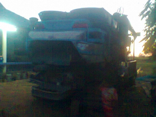 รถเกี่ยวข้าวศักดิ์พพัฒนา เครื่องHINO 195 10ล้อหัวยาวISUZU165 บันไดไฮโดลิค(พึ่งต่อใช้ได้1ปีครับ) ทะเบียนครบ ราคา750000 ต่อรองได้ครับ รถเกี่ยวข้าวศักดิ์พพัฒนา เครื่องHINO 195 10ล้อหัวยาวISUZU165 บันไดไฮโดลิค(พึ่งต่อใช้ได้1ปีครับ) ทะเบียนครบ ราคา750000 ต่อรองได้ครับ