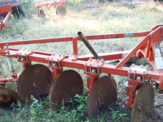 ไม่ได้เก็บ "เก่า" ขายผาน 4 * 22 นิ้วตราช้าง ใครหาอยู่ตัวนี้เลยท้าพิสูจน์ ไม่ได้เก็บ "เก่า" ขายผาน 4 * 22 นิ้วตราช้าง ใครหาอยู่ตัวนี้เลยท้าพิสูจน์