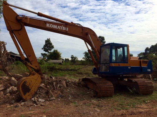 KOMATSU 200 รุ่น 3 ราคาไปได้