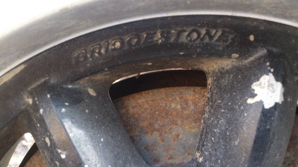 > ขาย ล้อกล้วย 14" BRIDGESTONE 5/114 มม.