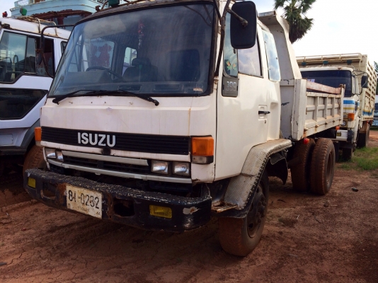 ขายด่วน  หกล้อดั้มพ์ ISUZU  ราคาถูก  พร้อมใช้งาน  เอกสารไม่มี