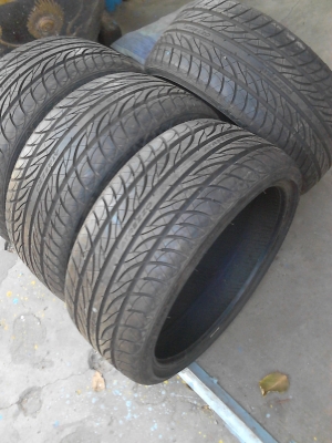215/35R18 ยางใหม่ ปี2014  ชุด 4 เส้น  tel.081-427-3941