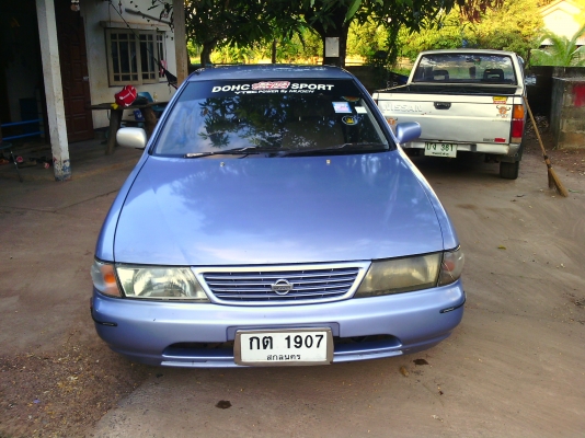 ขายนิสสันเครื่องหัฉีด แอร์เย็น ล้อแมก สีสวย ติดแก็ชลงเล่มเรียบร้อย