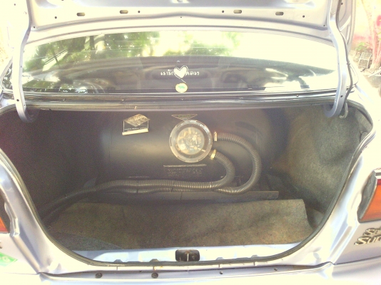 ขายนิสสันเครื่องหัฉีด แอร์เย็น ล้อแมก สีสวย ติดแก็ชลงเล่มเรียบร้อย