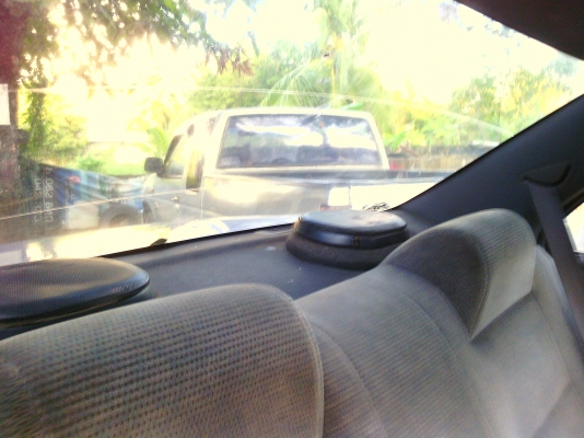 ขายนิสสันเครื่องหัฉีด แอร์เย็น ล้อแมก สีสวย ติดแก็ชลงเล่มเรียบร้อย