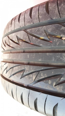 ล้อใหม่ถอดเก็บครับ 17 4รู100&times;114 ยาง Bridgestone 215 50 17 ใหม่ๆ