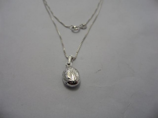 สร้อยคอเงินพร้อมจี้เงินแท้เปิดปิดได้