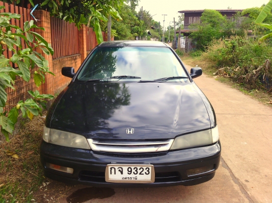 ขายแอดครอด เกียรออโต้ สีสวย เครื่องแน่นไม่มีควัน แอร์เย็น ภายในวสย 75000