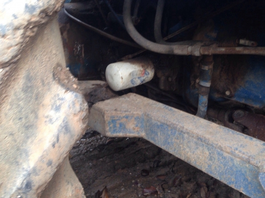 ขายรถไถ 2เพลา FORD 8210 เครื่อง 6สูบ 115แรงม้า เล่มทะเบียน สนใจโทร 081-970-1072