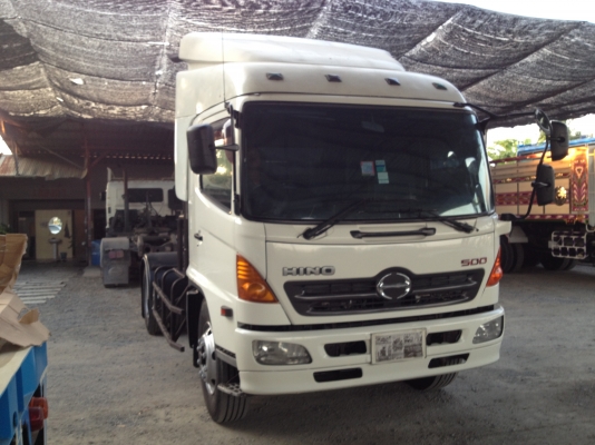 ขายรถ 10 ล้อ HINO  MEGA  FG 6 ล้อหัวลาก   เครื่องยนต์ 220 แรงม้า สนใจติดต่อ 080-4477814 พีรพงษ์