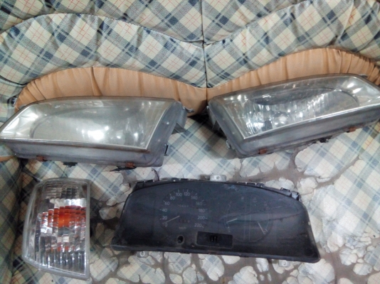 ไฟหน้าไฮทอคคู่700 ไฟมมุมคู่400 เลือนไมล์800