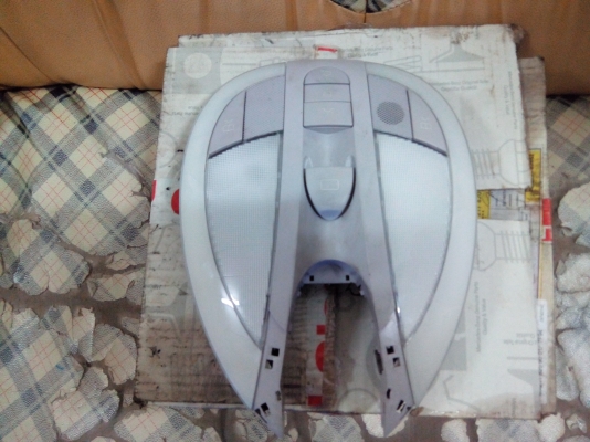 ไฟในเก๋งรถเบ็นซ์ ของใหม่เก่าเก็บ500