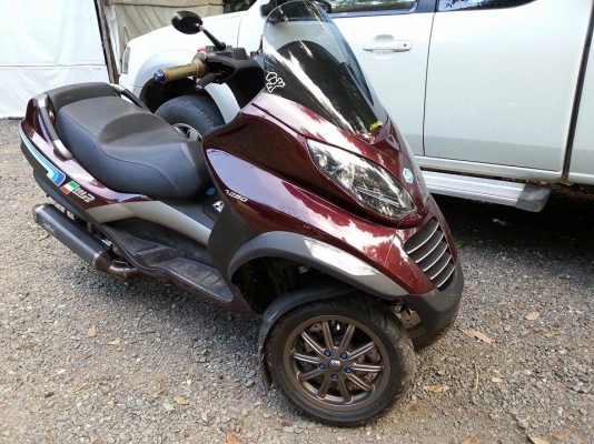 ขาย Piaggio MP3-250CC สามล้อ