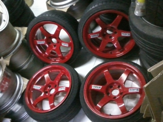 ขายล้อ TE 37 ขอบ 18 กว้าง 10 ออฟ +15 ทั้ง 4 วงยางติดล้อแถมให้ครับ YOKOHAMA 225 - 40 - 18 กับ 255 - 35 - 18 ขาย 19500