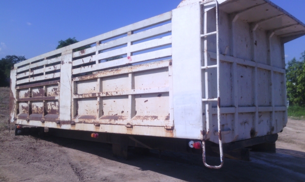 กระบะ 10 ล้อ กระบะเหล็ก ยาว 6 เมตร อุปกรณ์ครบชุด