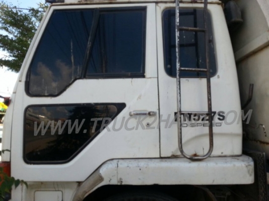 รถบรรทุก 10 ล้อ  Mitsubishi  fn 527 Tf  10 Speed