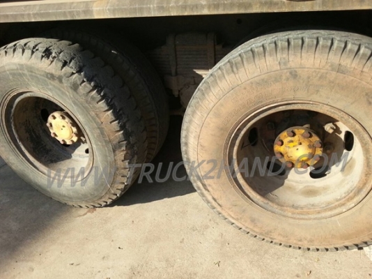 รถบรรทุก 10 ล้อ  Mitsubishi  fn 527 Tf  10 Speed