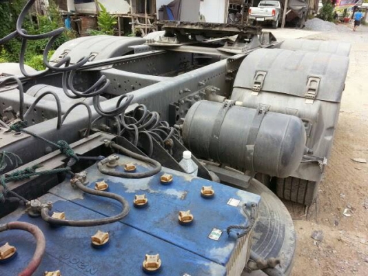 ขายรถบรรทุก 10 ล้อหัวลาก VOLVO FM12 380 แรงม้าปี 2548 ราคา 1300000