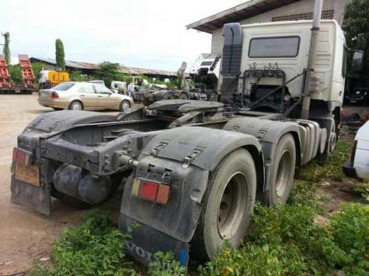 ขายรถบรรทุก 10 ล้อหัวลาก VOLVO FM12 380 แรงม้าปี 2548 ราคา 1300000