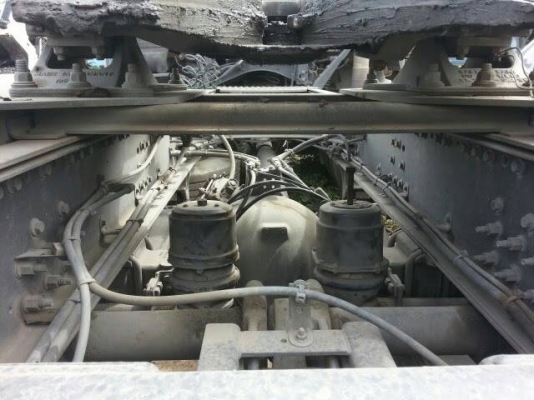 ขายรถบรรทุก 10 ล้อหัวลาก VOLVO FM12 380 แรงม้าปี 2548 ราคา 1300000