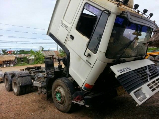 ขายรถบรรทุก 10 ล้อหัวลาก VOLVO FM12 380 แรงม้าปี 2548 ราคา 1300000