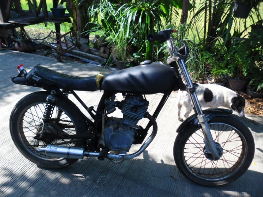 ขาย-แลก gl100 สภาพเก่าๆมีทะเบียน