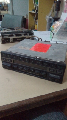 วิทยุติดรถยนต์โบราณ AR แปดแทรค / BECKER Grand prix 2000